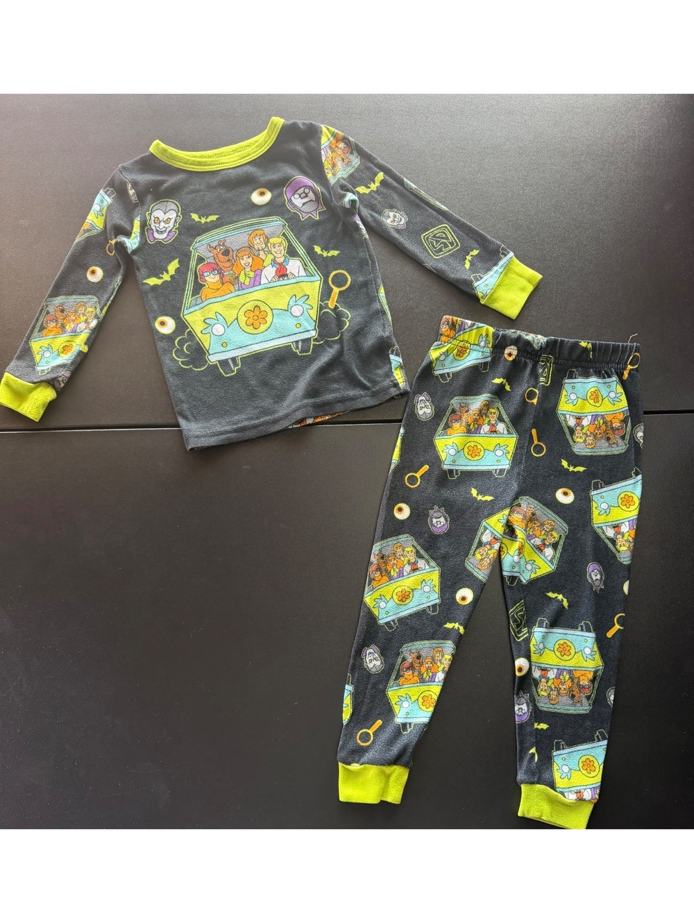 Scooby-Doo Kids 4T Halloween Pajama Set Mystery Machine Vampire Bats